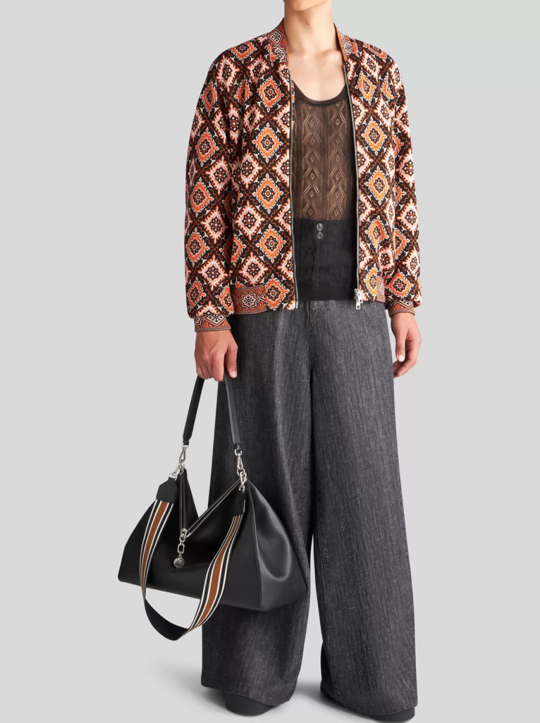 Outlet HIGH-WAIST JEANS WITH PATCHES | Denim | Trousers