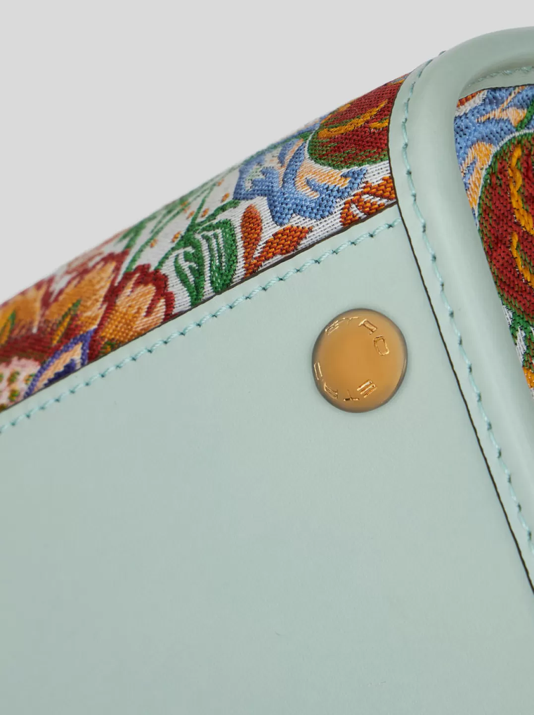 Store Medium Floral Jacquard Love Trotter Bag For Women | Women LOVE TROTTER | Love Trotter