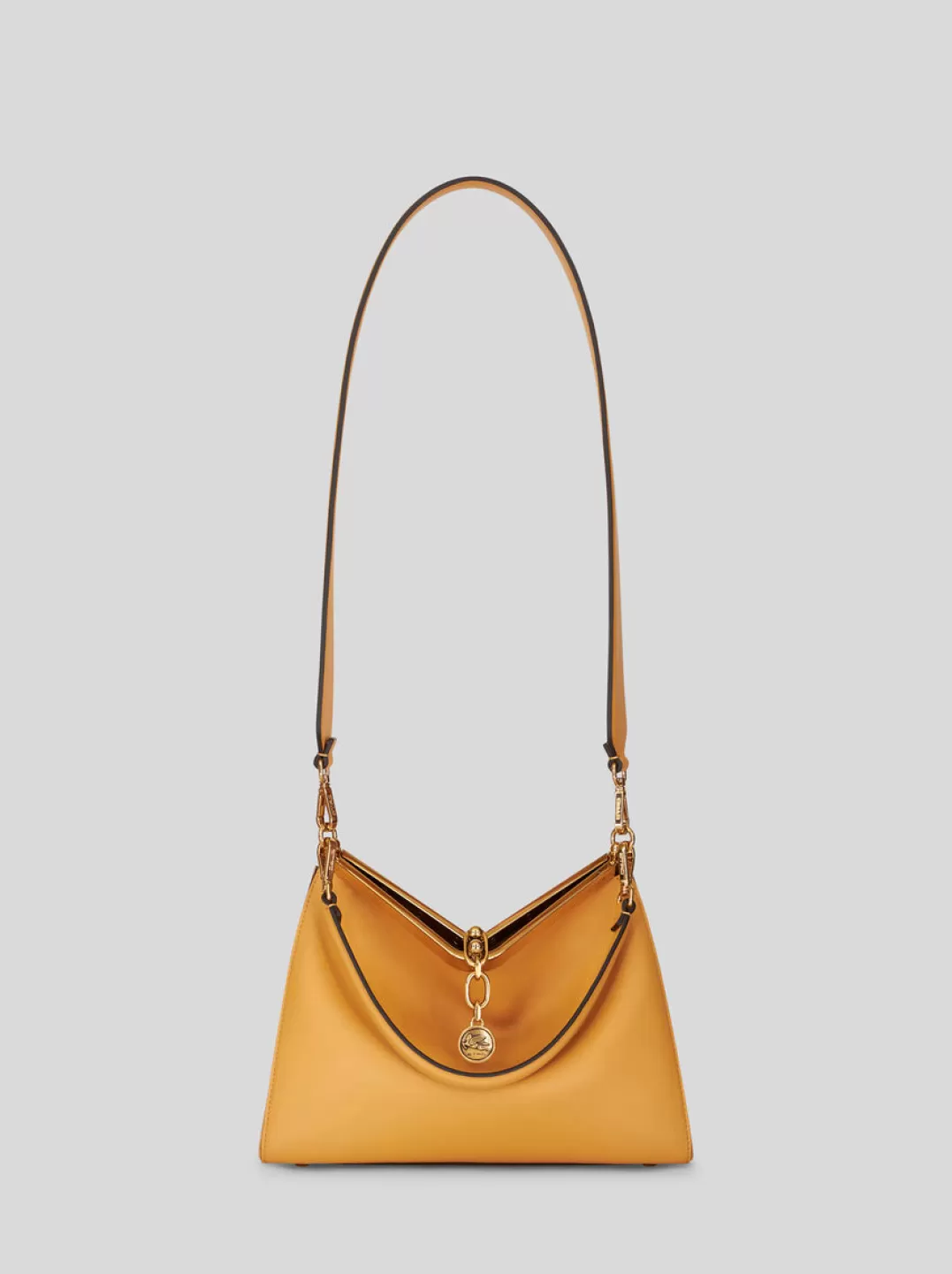 Shop MEDIUM VELA BAG | Women VELA | Vela